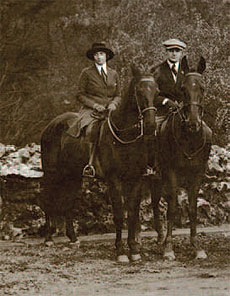 Edgar Kaufmann and his wife Liliane rode horses
along the Mill Run trails.