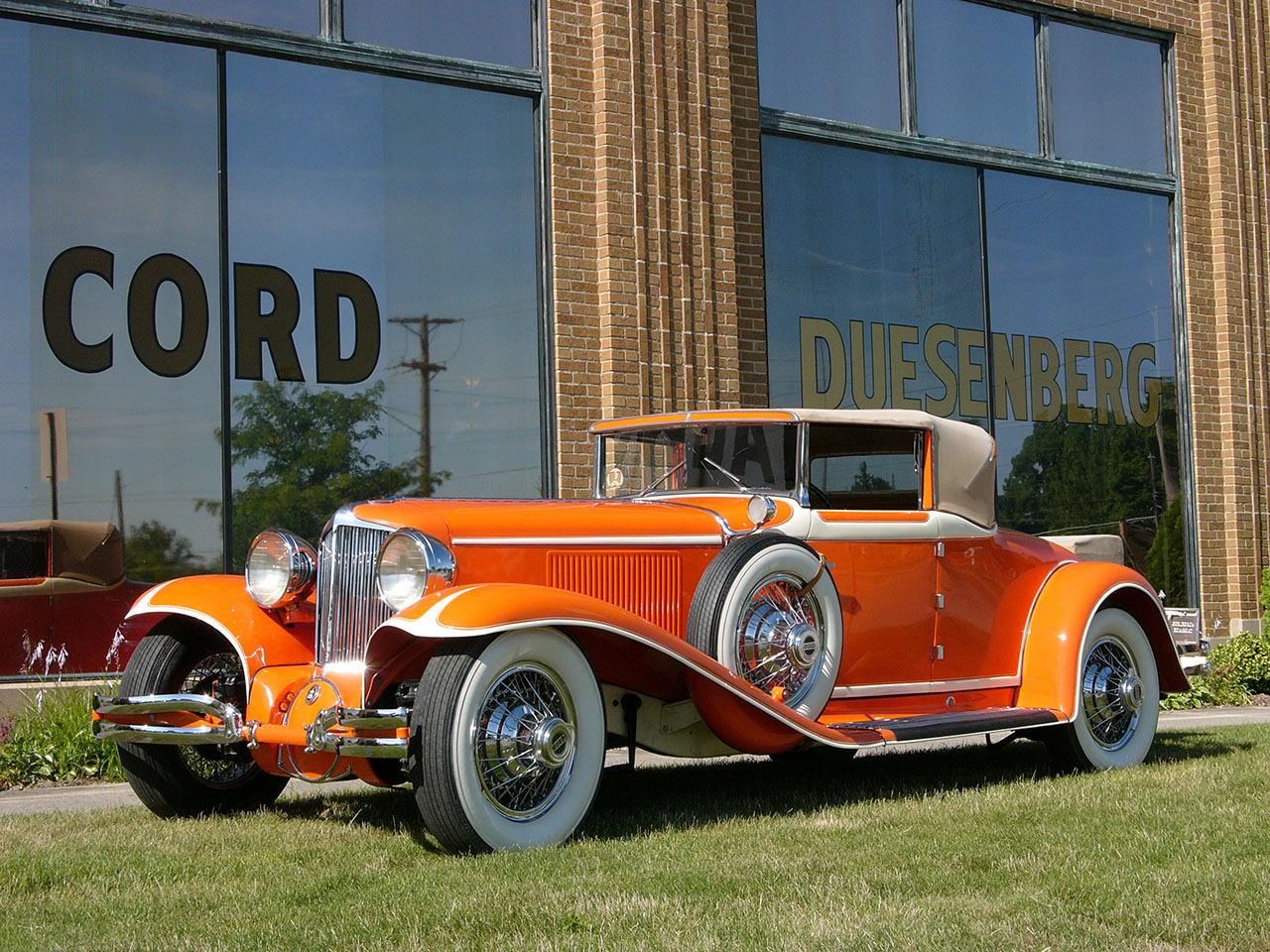 April 27 Fallingwater Webinar:<br>Frank Lloyd Wright & The Automobile