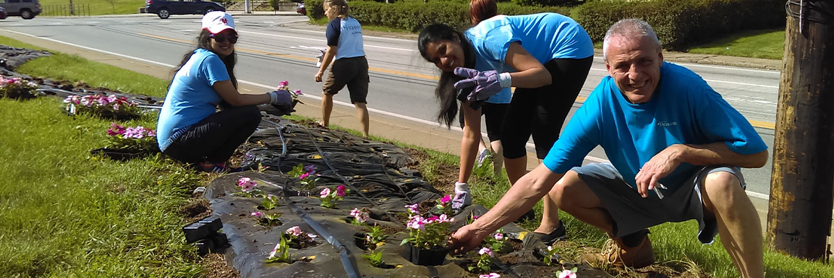 volunteers-community-greening-1200-400 Community Greening Volunteers